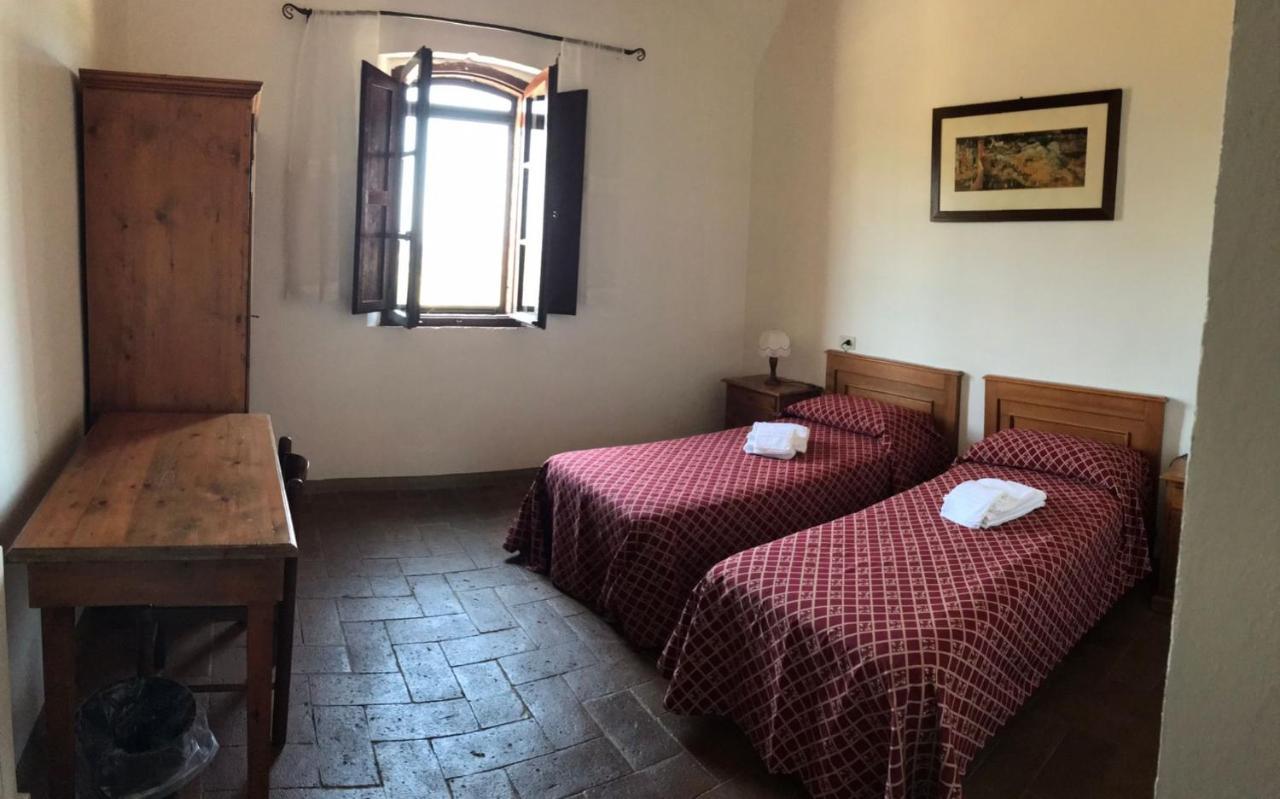 Agriturismo Diffuso Monte Oliveto Maggiore Chiusure Bagian luar foto