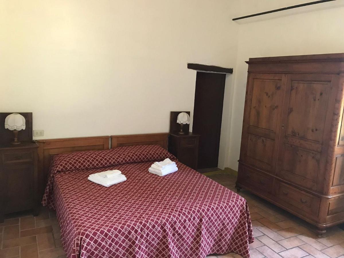 Agriturismo Diffuso Monte Oliveto Maggiore Chiusure Bagian luar foto